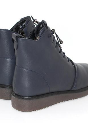 Стильні темно-сині зимові жіночі легкі черевики з еко хутром,жіноче взуття на зиму4 фото