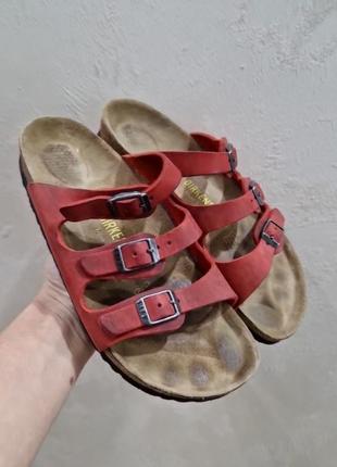 Шкіряні ортопедичні шльопанці на корку birkenstock/ розм.38 оригінал1 фото