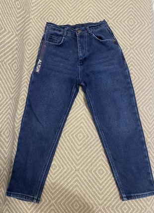 Утепленные джинсы на мальчика 128-134р, состояние новых!3 фото