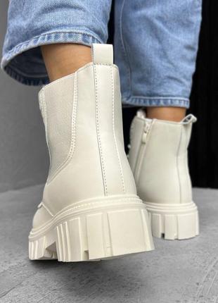 Женские ботинки зимние белые утеплённые мех2 фото