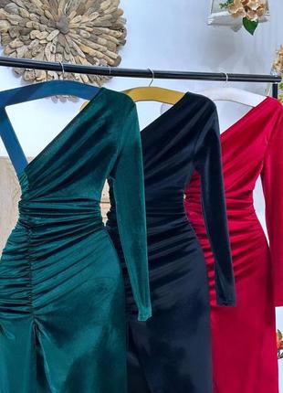 Платье из мягкой бархатистой ткани цвет: черный, синий, изумруд, красный1 фото