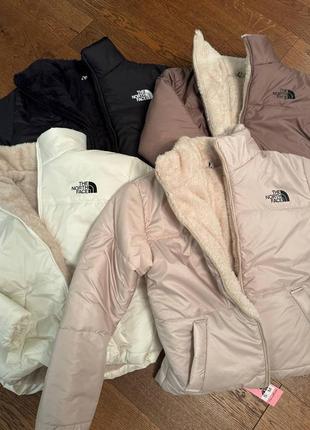 Куртка женская теплая с мехом зимняя короткая без капюшона утеплена на зиму базовая стеганая черная бежевая коричневая белая пуховик north face4 фото