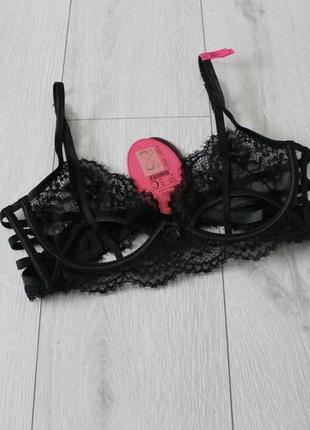 Эротический кружевной бюстгальтер hunkemoller