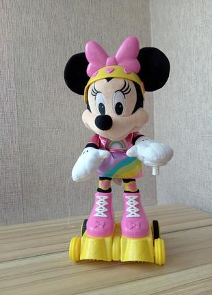 Интерактивная игрушка just play disney minnie mouse roller-skating party вечеринка с минни маус на роликах