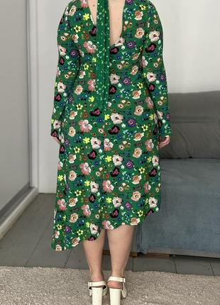 Яскрава асиметрична міді сукня у квітковий принт №3354 фото