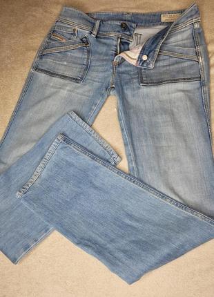 Джинсы голубые 2