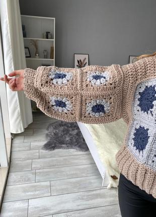 Жіночий в'язаний жіночий светр susykperfect  з квітковими мотивами7 фото