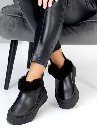 Шкіряні зимові черевики короткі у чорному кольорі від українського виробника 🖤10 фото