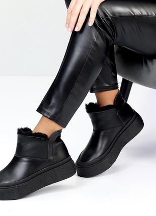Шкіряні зимові черевики короткі у чорному кольорі від українського виробника 🖤9 фото