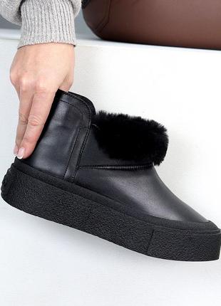 Шкіряні зимові черевики короткі у чорному кольорі від українського виробника 🖤5 фото