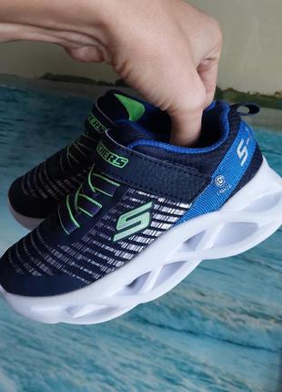 Кроссовки с мигалками skechers3 фото