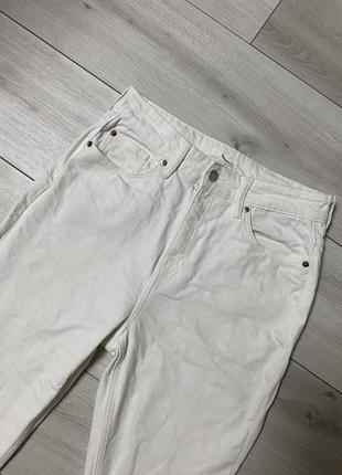 Джинсы h&amp;m.белые джинсы.трендовые джинсы4 фото