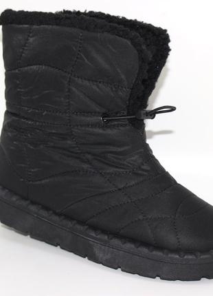 Стильні чорні жіночі угги дутики,черевики дуті зимові з хутром усередині,жіноче взуття на зиму