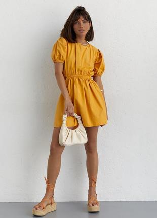 Короткое однотонное платье с вырезом на спине - желтый цвет, l