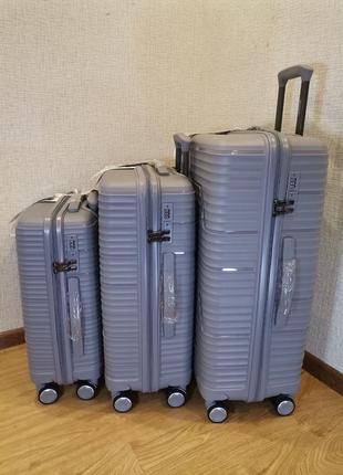 Полипропилен! чемодан средний большой чемодан болевой средной4 фото