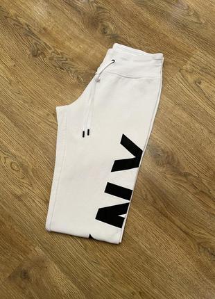Спортивные штаны dkny
