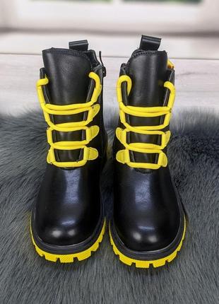 Ботинки детские для девочки демисезонные черные с желтыми вставками канарейка 52277 фото