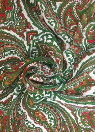 Шикарный новый шерстяной платок с кисточками8 фото