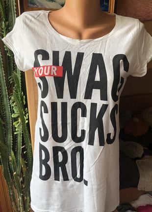 Футболка жіноча