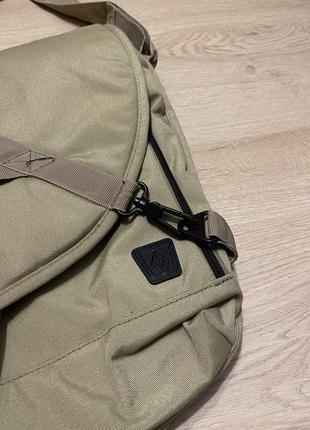 Сумка месенджер volcom thrasher eastpak herschel2 фото