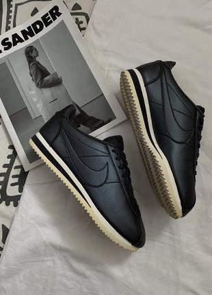 Кроссовки nike cortez (оригинал)2 фото