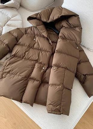 Куртка женская длинная короткая теплая осенняя зимняя демисезонная на осень зима черная бежевая коричневая с капюшоном стеганая базовая батал с поясом3 фото