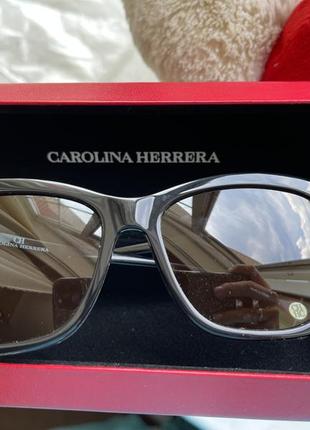 Carolina herrera солнцезащитные очки