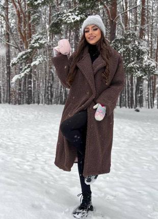 Пальто еко шуба жіноче довге зимове на зиму тепле бежеве коричневе сіре чорне рожеве біле коричневе зелене базове тедді кежуал оверсайз2 фото