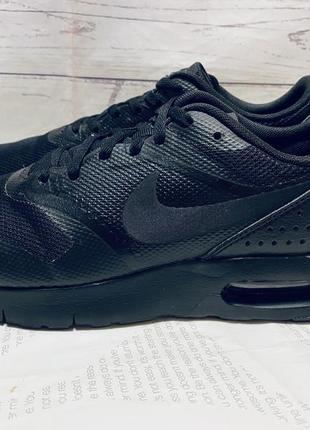 Оригінальні кросівки nike air max tavas 814443 005 black чорні р38.54 фото