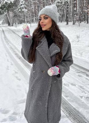 Пальто еко шуба жіноче довге зимове на зиму тепле бежеве коричневе сіре чорне рожеве біле коричневе зелене базове тедді кежуал оверсайз3 фото
