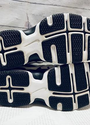 Nike 898066 2025