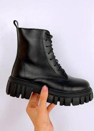 36-41 рр. ботинки натуральная кожа на платформе деми/зима бежевые, черные