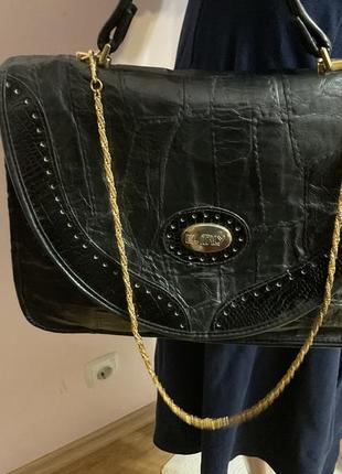 Черная итальянская кожаная сумочка brend el italy