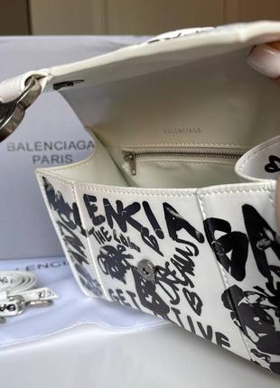 Кожаная сумка в стиле balenciaga graffiti5 фото