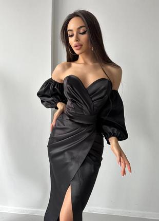 Шикарна сукня зі шлейфом3 фото