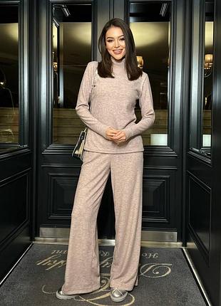 Стильний та теплий костюм з додаванням вовни