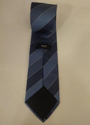 Шовкова краватка, бренду hugo boss у смужку, блакитно синього кольору6 фото