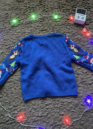 Новогодний свитер на мальчика 2-3 рочков в наличии 2 вещи2 фото