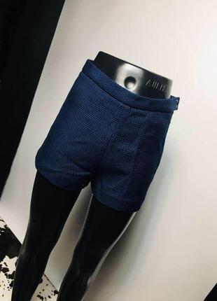 Синие плотные шорты от zara
