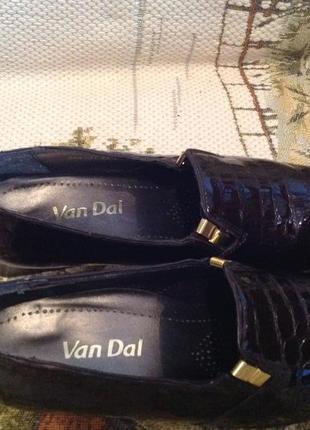 Стильні шкіряні туфлі бренду van dal, р. 397 фото