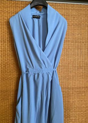 Плаття надзвичайного красивого кольору