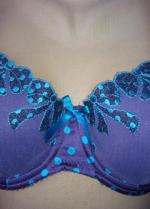 Красивый бюст 80 с