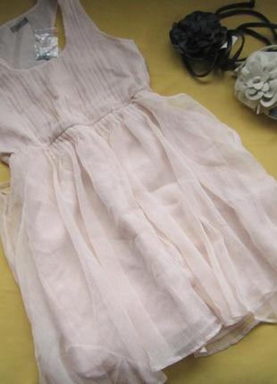 Новое красивенное пудровое платье,спинка в паетках,р.36,bay