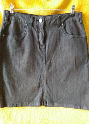 Спідниця чорна джинсова, рр.38,44