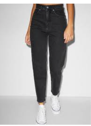 Джинси бренд stradivarius. розмір 10.