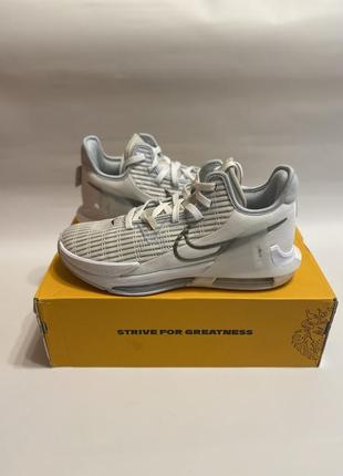 Новые оригинал кроссовки nike lebron witness 62 фото