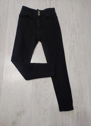 Гарні дитячі джинси