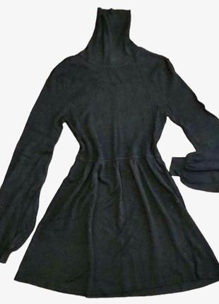 Теплое платье r. leezio. 2