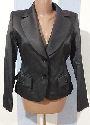 Гарний жакет стан нового