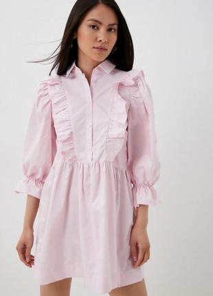 Платье рубашка с воланами рюшами пудровое мини с оборками и обьемными рукавами фонариками буфами пышными3 фото